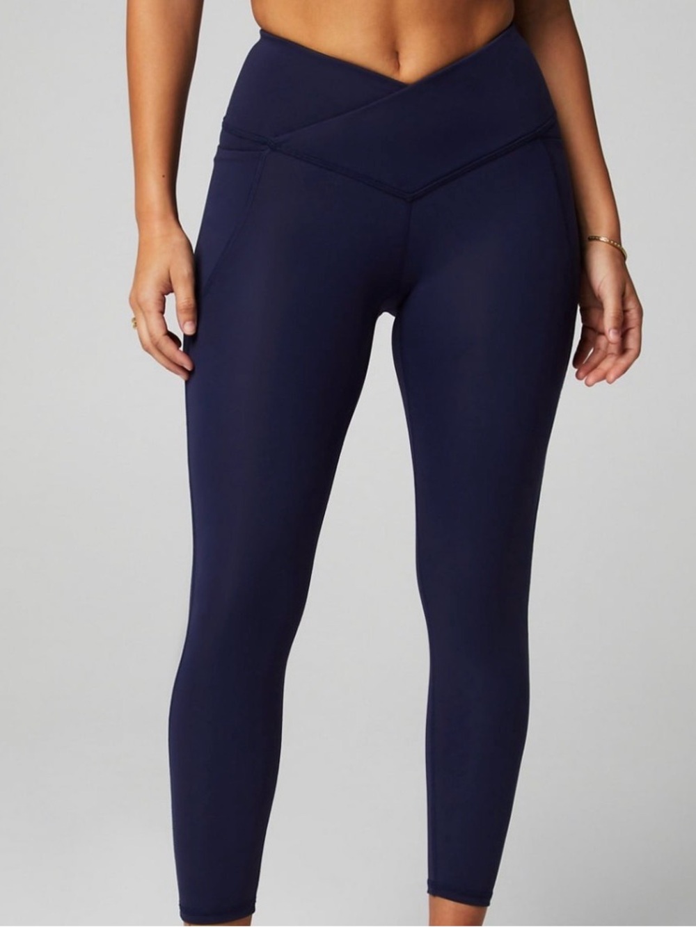 V-Waist Leggings